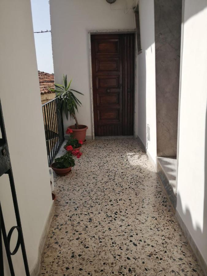 Hotel I Trecento Padula Exterior foto